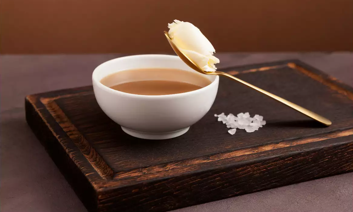 Pourquoi les moines tibétains boivent du thé au beurre de yak ?