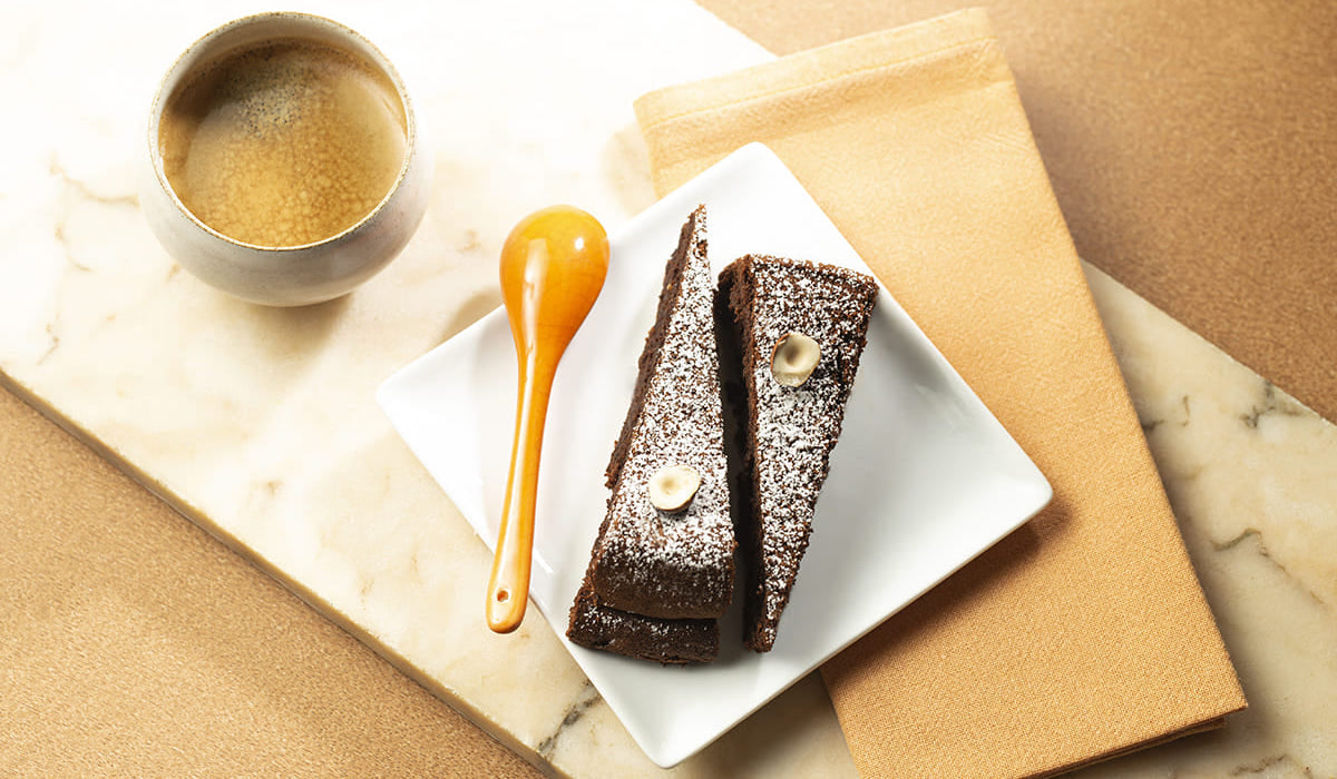 Gâteau Fondant au Chocolat et Noisettes